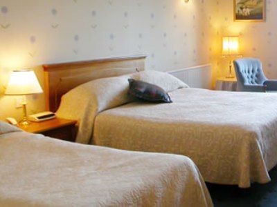 North West Castle 3*